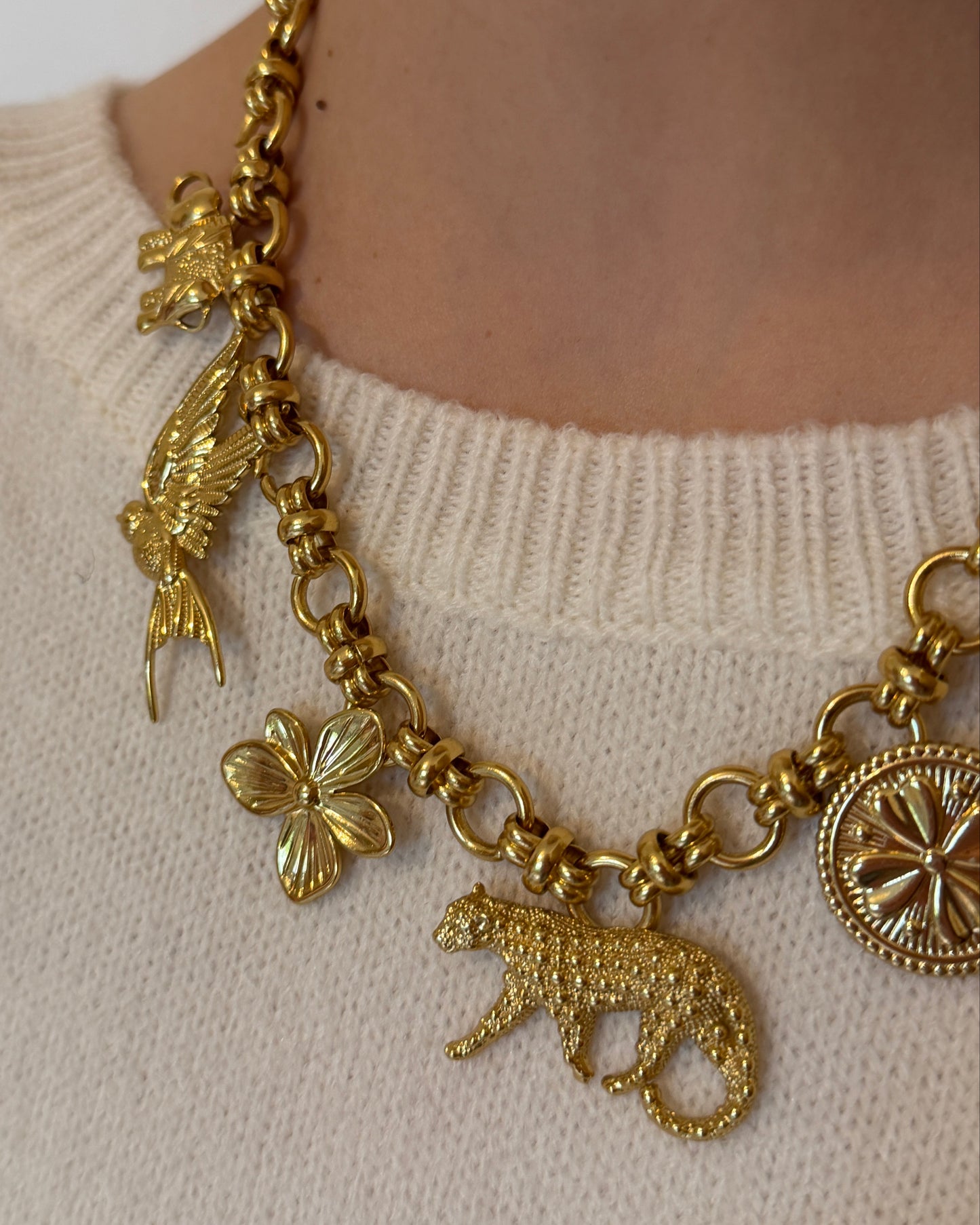 Collier jaguar